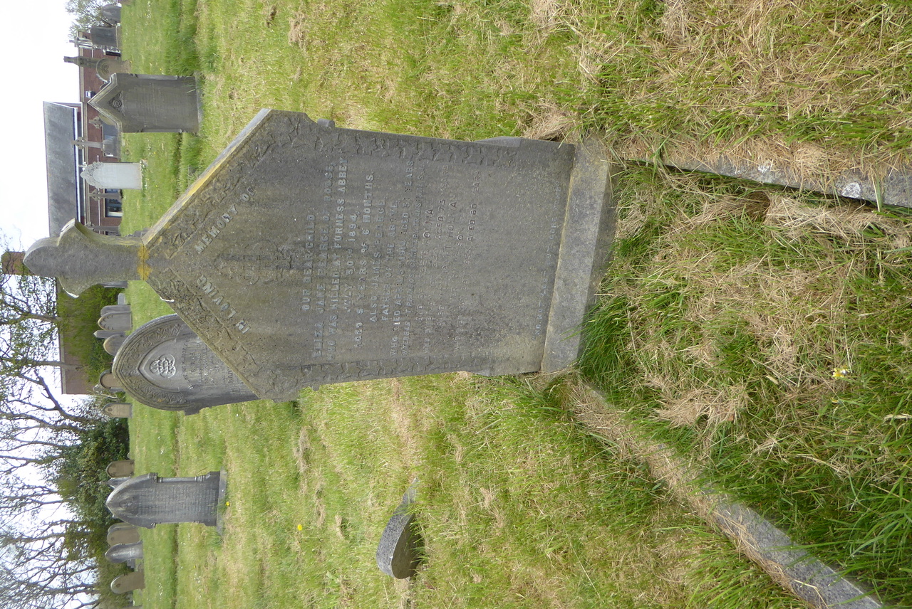 EJ grave small